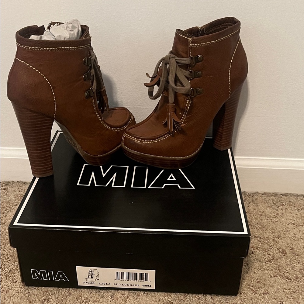 MIA Women's Chestnut Heeled Boots
